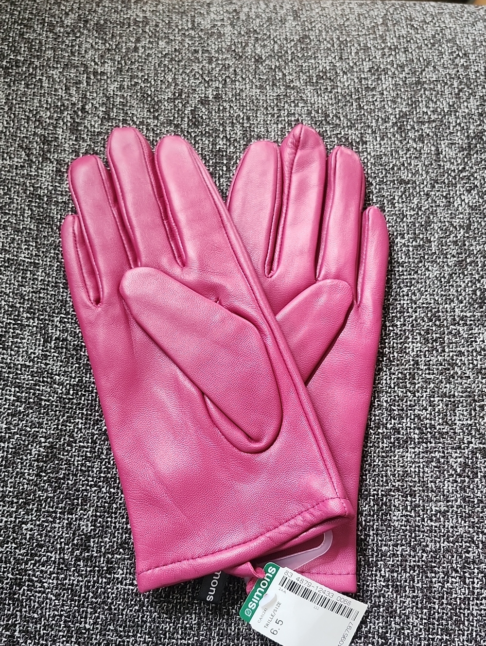 Simons Rose Pink Leather Gloves